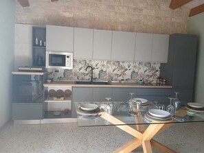 Deluxe Apartment | Living area