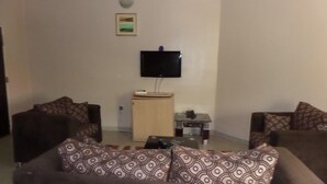 Room - Golden Astoria Hotel (Abuja)