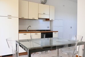 Réfrigérateur, four