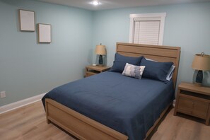 2 Schlafzimmer, Reisekinderbett, kostenloses WLAN, Bettwäsche