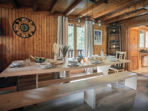 Chalet Rochamour - mountain holiday for 14 with spa - OVO Network