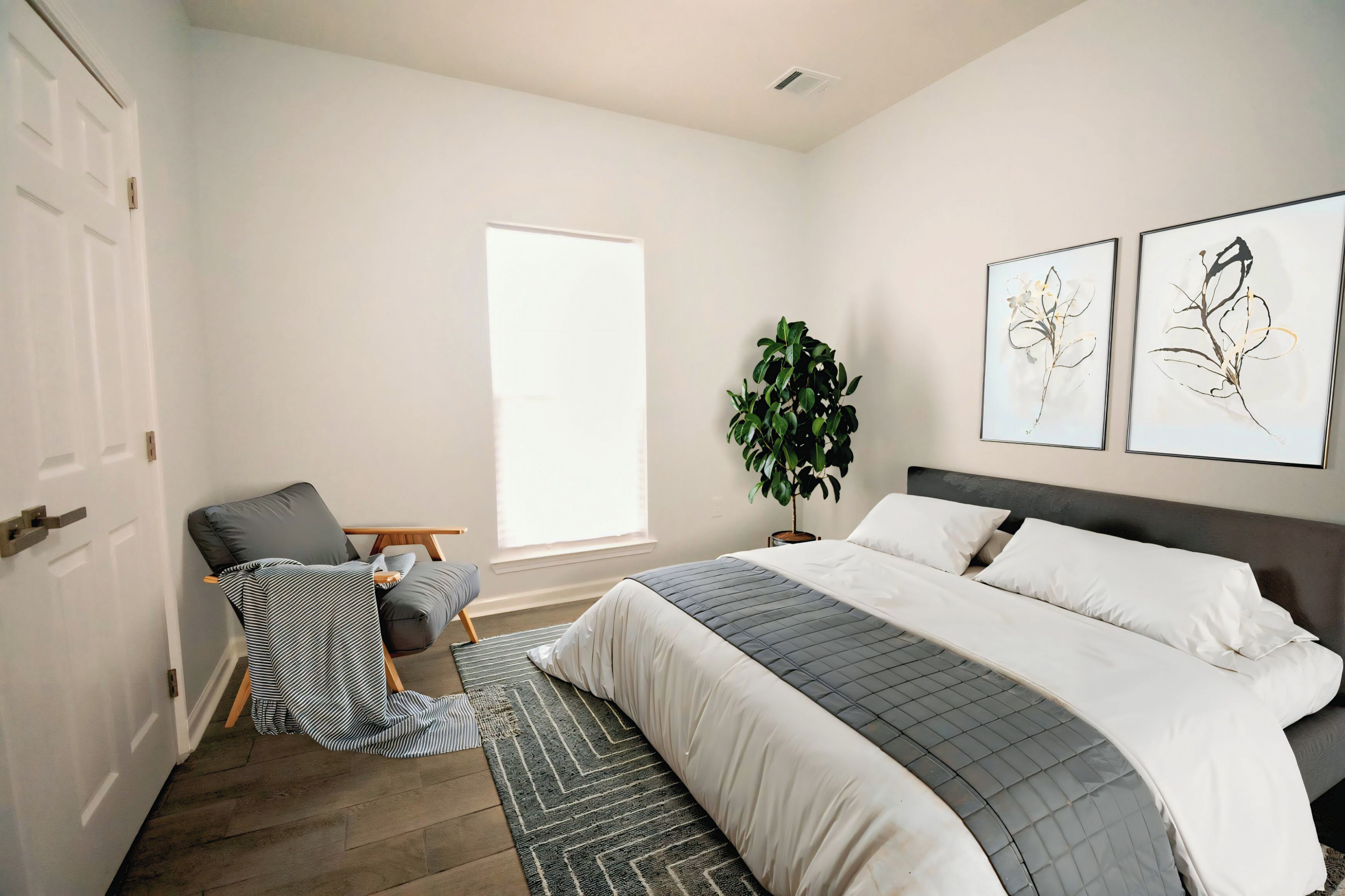 4 間睡房、房內夾萬、熨斗/熨衫板、免費 Wi-Fi