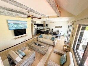 Living area - Azure Caribbean Beach Front Apartment (Puerto Aventuras)