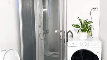 Departamento, 1 habitación, vista al jardín | Baño