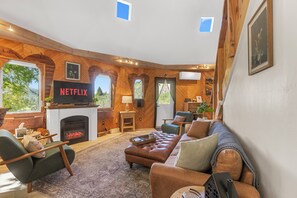 TV connectée, cheminée