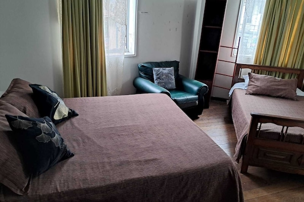 Free WiFi, bed sheets