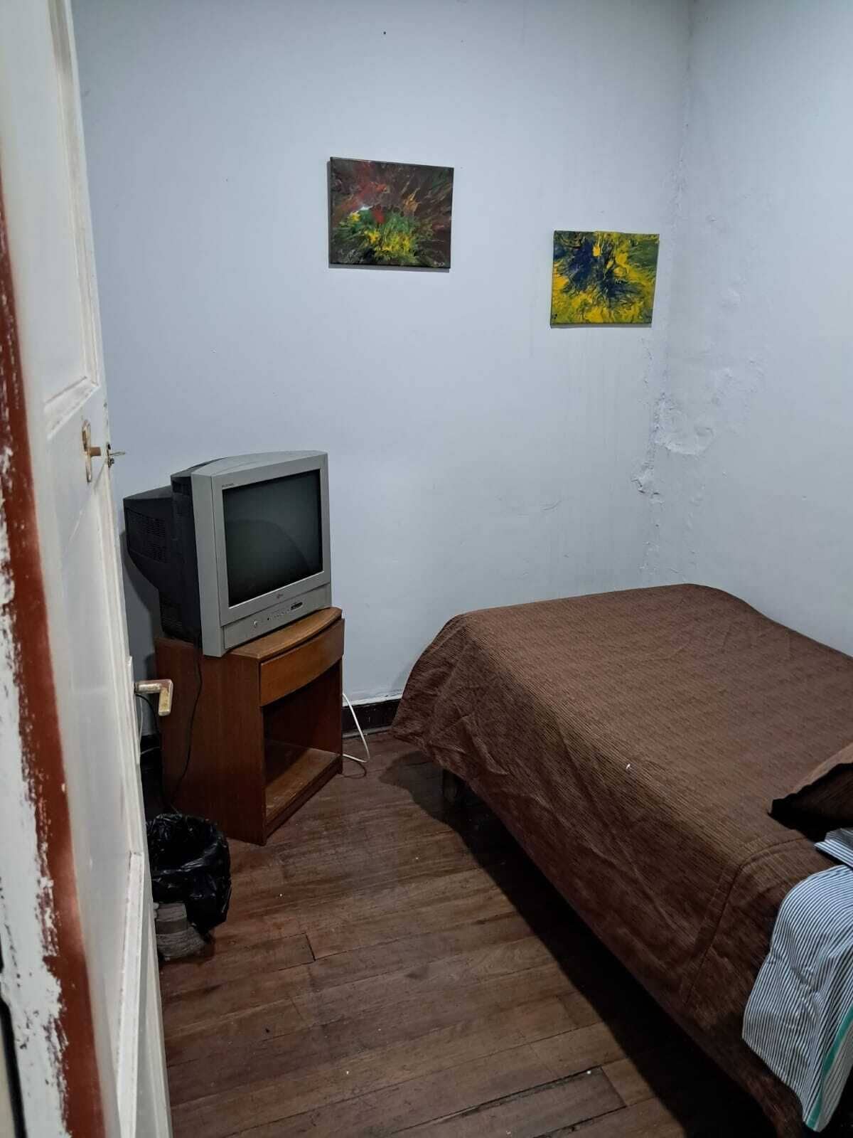 Klassieke eenpersoonskamer, uitzicht op de stad | Gratis wifi, beddengoed