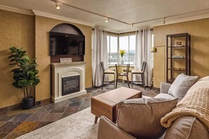 TV, fireplace, offices - Epic Views! Downtown Condo - Walkable and Private (Anchorage)