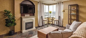 Epic Views! Downtown Condo | Walkable and Private