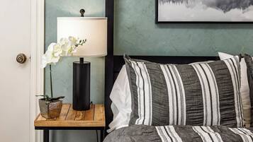 1 chambre, fer et planche à repasser, Wi-Fi, draps fournis