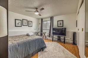 2 makuuhuonetta, silitysrauta/-lauta, Wi-Fi