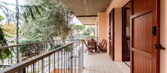 CV012 – Cervia, cozy three-room apartment with garden