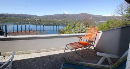Sale & Pepe Lake Orta view, lake view and relaxation to enjoy unforgettable moments
