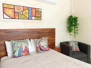 2 bedrooms, iron/ironing board, WiFi, wheelchair access