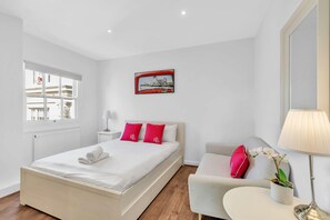 Apartment | 2 bedrooms - Slice of Brighton With Seaviews By My Getaways (Brighton)