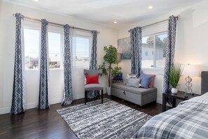 4 bedrooms, WiFi, bed sheets - Inspire. SF City View. Free parking inside the compound. Near downtown (Oakland)