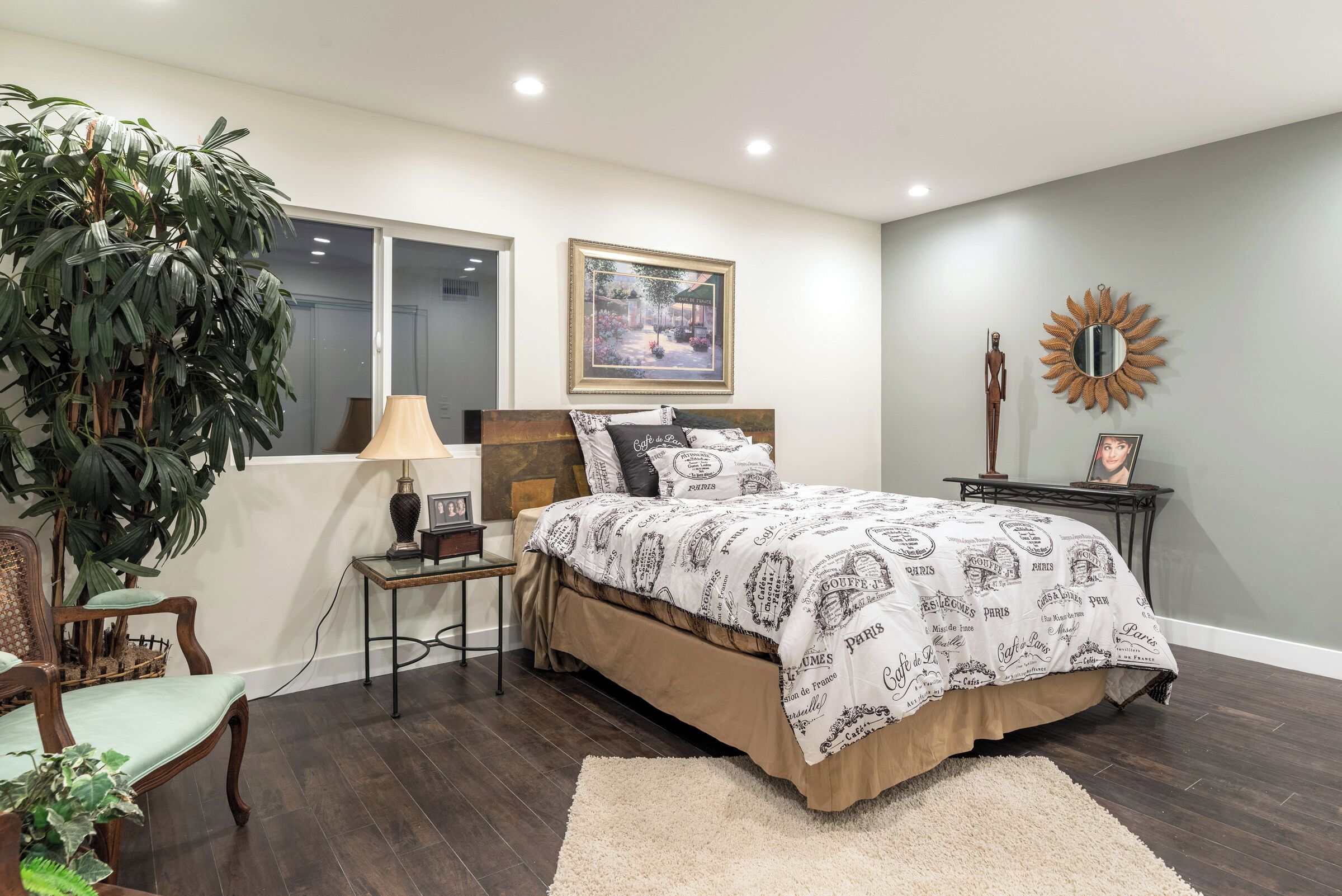 4 多间卧室、WiFi、床单