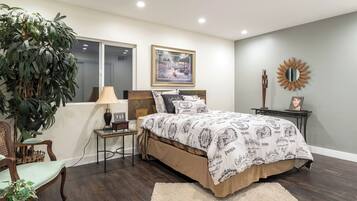 4 bedrooms, WiFi, bed sheets