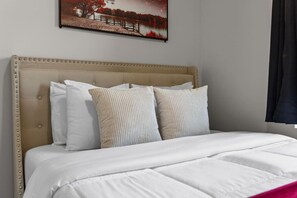 2 bedrooms, desk, iron/ironing board, free WiFi