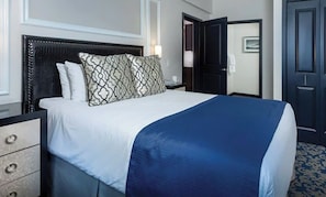 1 chambre, fer et planche à repasser, Wi-Fi, draps fournis