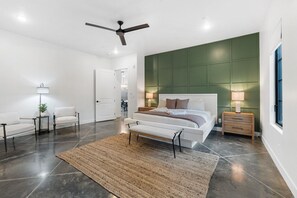 7 bedrooms, iron/ironing board, travel crib, free WiFi