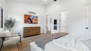 7 chambres, fer et planche à repasser, lit parapluie, Wi-Fi gratuit