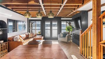 TV connectée, cheminée