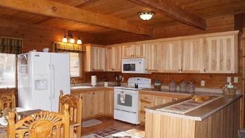 Frigorífic, microones, forn i placa de cuina