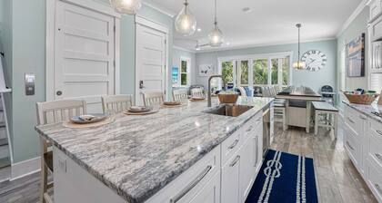 (9) Luxury 7BR | Pool & Hot Tub | Elevator | Beach