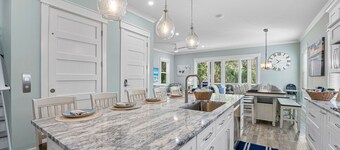 (9) Luxury 7BR | Pool & Hot Tub | Elevator | Beach