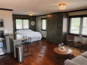 1 chambre, fer et planche à repasser, Wi-Fi gratuit, draps fournis