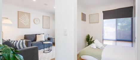 1 habitación, tabla de planchar con plancha y wifi gratis