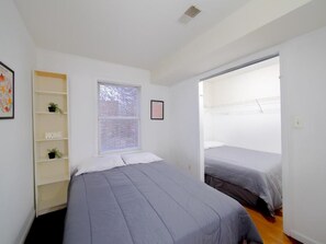 6 chambres, fer et planche à repasser, Wi-Fi, draps fournis