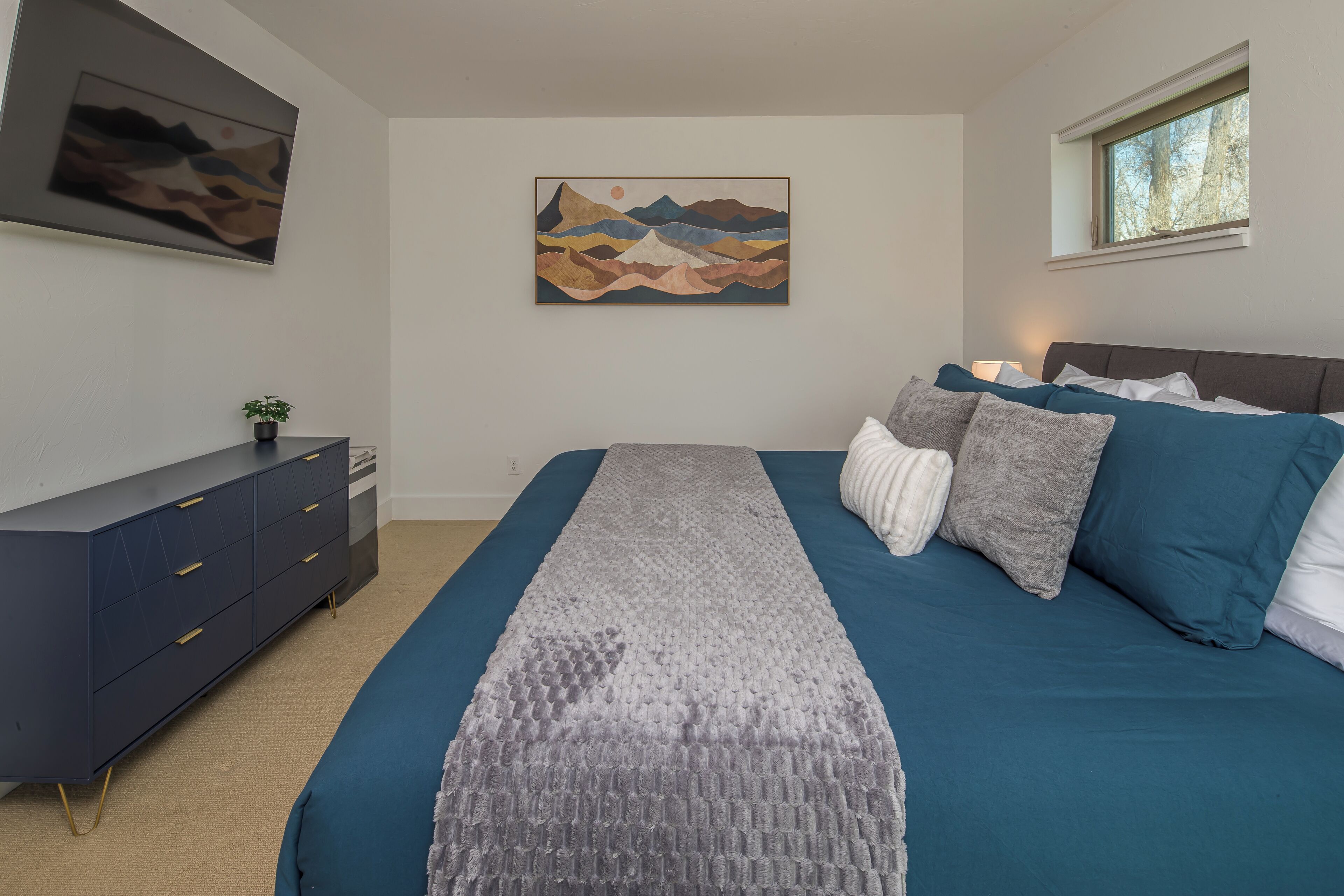 2 chambres, fer et planche à repasser, Wi-Fi gratuit, draps fournis