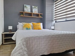 2 bedrooms, iron/ironing board, WiFi, bed sheets