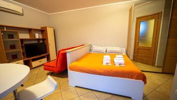 1 Schlafzimmer, Bügeleisen/Bügelbrett, WLAN, Bettwäsche