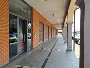 Exterior detail - Turin Airport apartment G (Leinì)