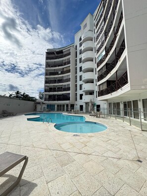 Pool - Luxury apartment with ocean views in San Andrés with AC, WiFi. (San Andrés)