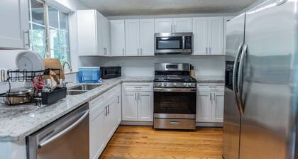 Gorgeous 4-Bed Home Sleeps 20, Near Airport & Downtown!