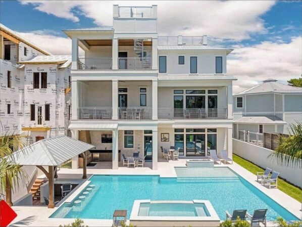 Unclassified image, 1 of 17, button