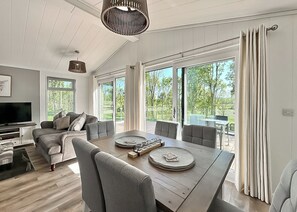 Interior - 3 bedroom accommodation in Crosby-on-Eden (Crosby-on-Eden)