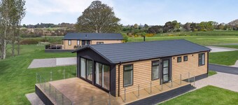 3 bedroom accommodation in Crosby-on-Eden