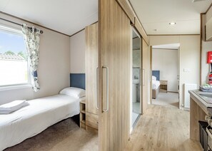 2 bedrooms, wheelchair access