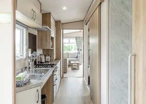 Fridge, oven, stovetop, toaster