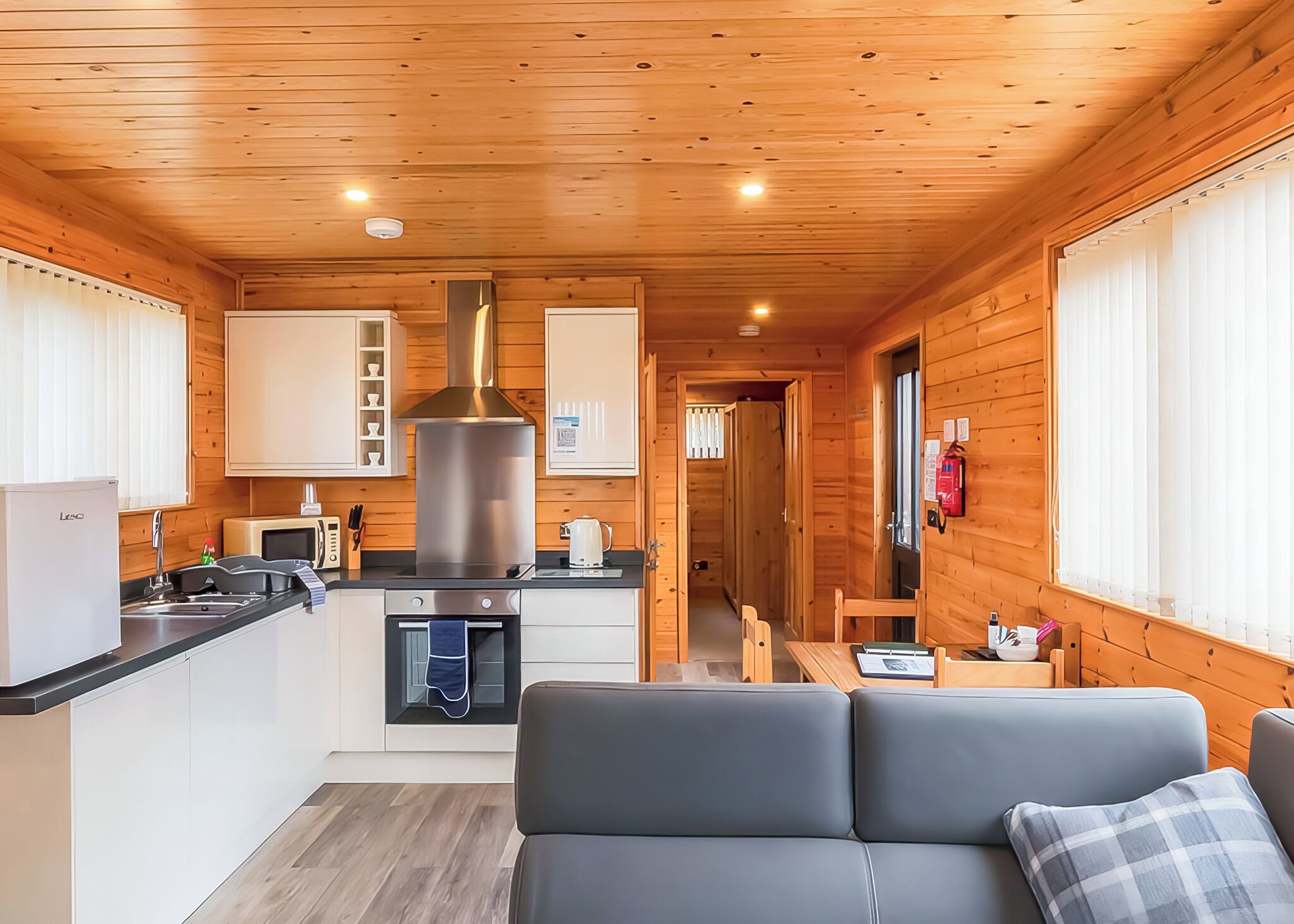 Fridge, oven, stovetop, toaster