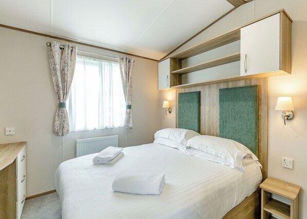 3 bedrooms