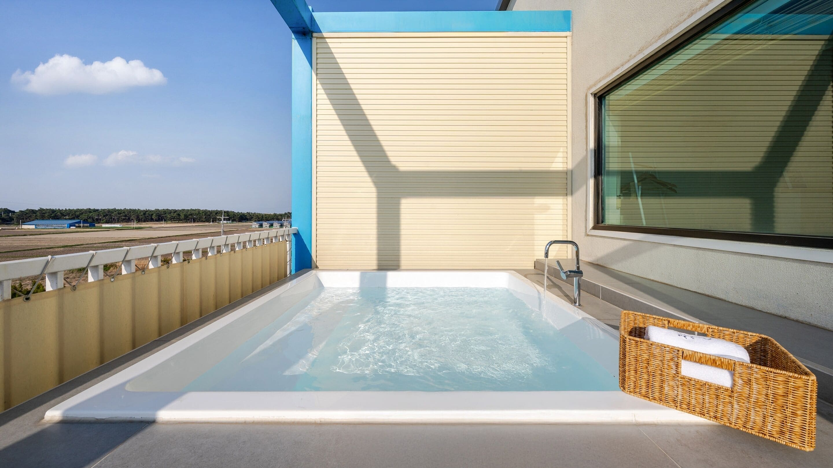 Basic Room, 1 Bedroom (Stay Shod – Deluxe 2F-3 (Pool/Random)) | 1 bedroom, free WiFi