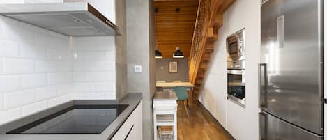 Microwave, oven, dishwasher, toaster