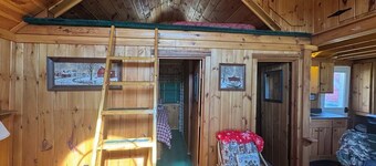 Idlewood Cabin 3