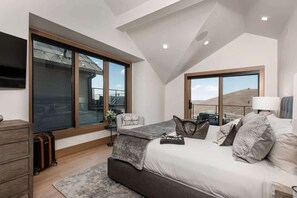 6 chambres, fer et planche à repasser, Wi-Fi gratuit, draps fournis